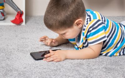Are electronics related to myopia in children